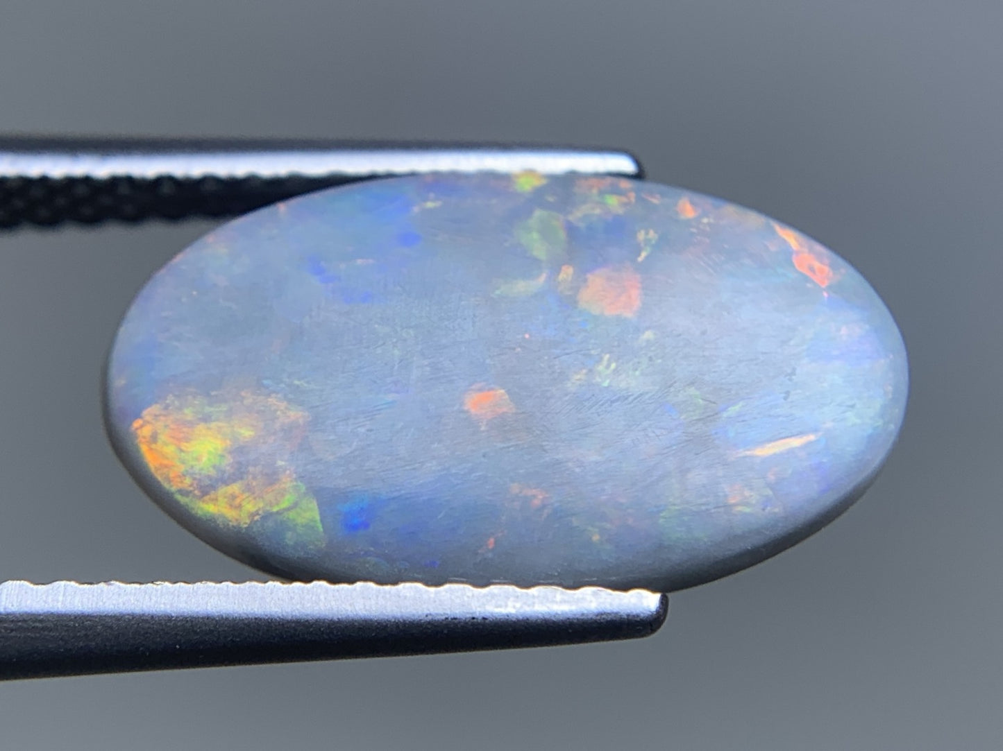 ブラックオパール 天然 3.746ct 中央宝石ソーティング付き 15.5㎜×9.2㎜×3.9㎜ ルース（ 裸石 ） 7403Y