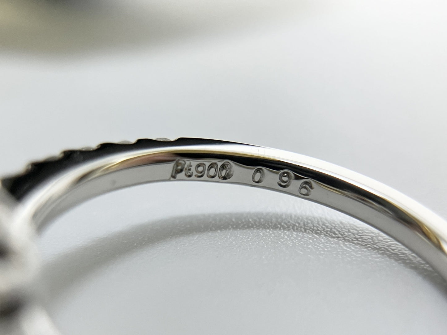 パパラチャサファイア 0.96ct 非加熱 NoHeat AIGS鑑別書 D0.57ct PT900 5.2g 指輪 （JP11号） サイズ直し無料 9176ST