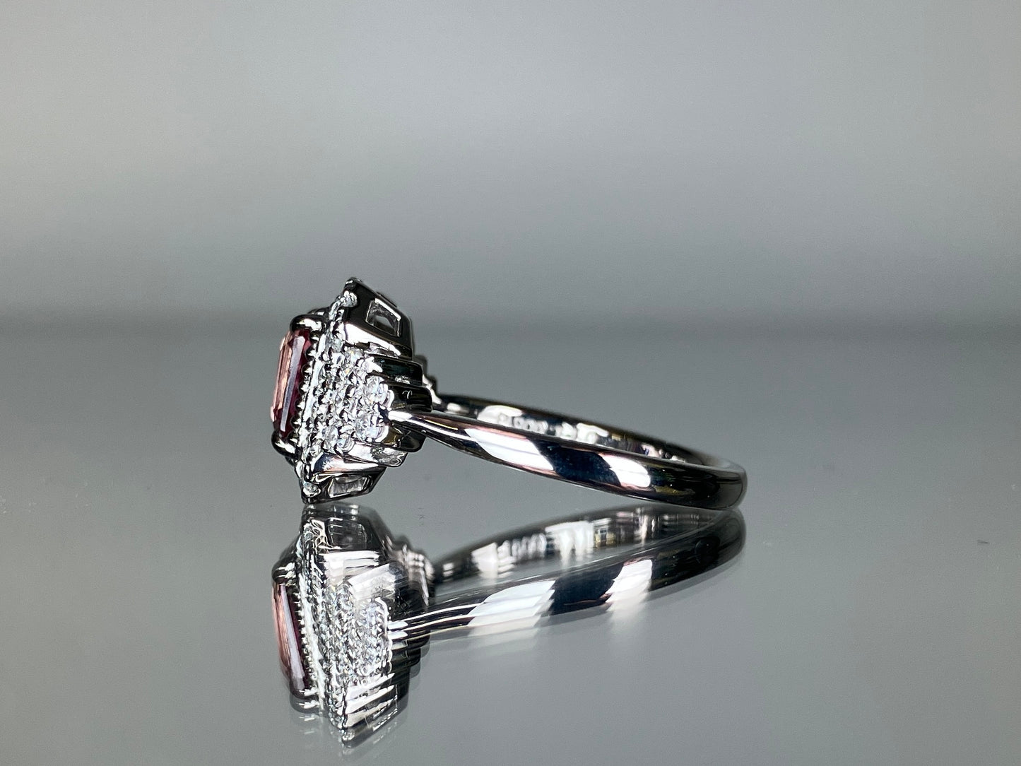 パパラチアサファイア 1.10ct  非加熱 NoHeat AIGS鑑別書 D0.47ct PT900 5.9g 指輪 （JP12号） サイズ直し無料 9175SS