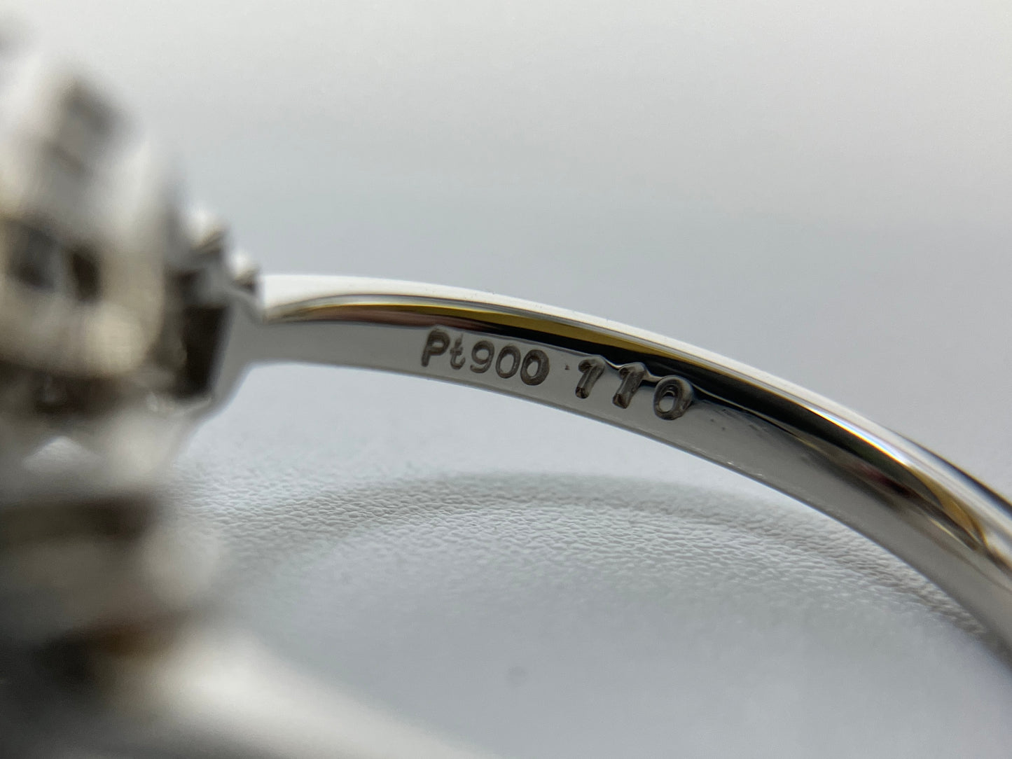 パパラチアサファイア 1.10ct  非加熱 NoHeat AIGS鑑別書 D0.47ct PT900 5.9g 指輪 （JP12号） サイズ直し無料 9175SS