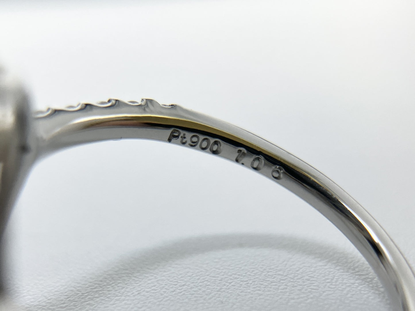 サファイア 1.06ct ロイヤルブルー royal blue 非加熱 NoHeat AIGS鑑別書 D0.45ct PT900 4.4g 指輪 （JP14号） サイズ直し無料 9172ST