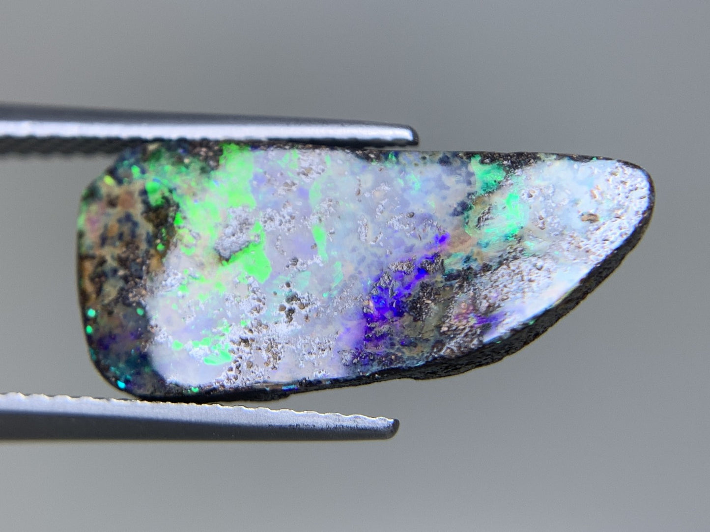 ボルダーオパール 天然 6.313ct 宝石ソーティング付き 20.7㎜×9.8㎜×4.0㎜ ルース（ 裸石 ） 7502Y