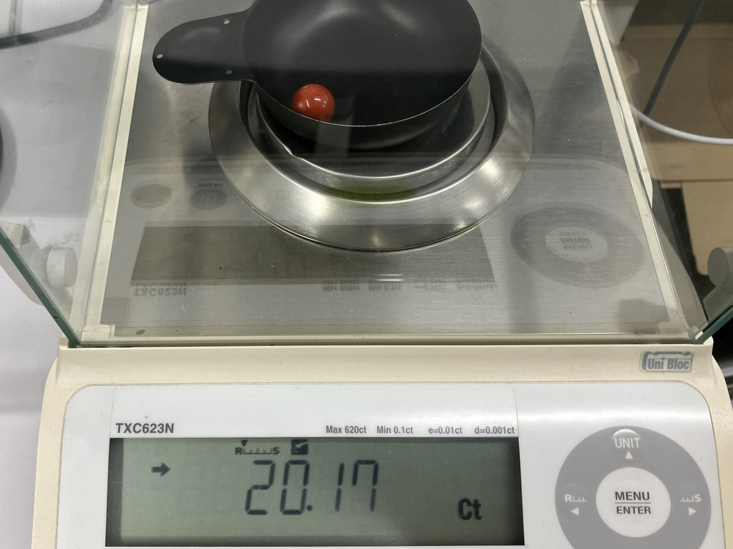 宝石鑑別書付き 天然　赤珊瑚　（ 珊瑚　サンゴ　さんご ） 14.1-14.2㎜ 20.17ct 5968YY