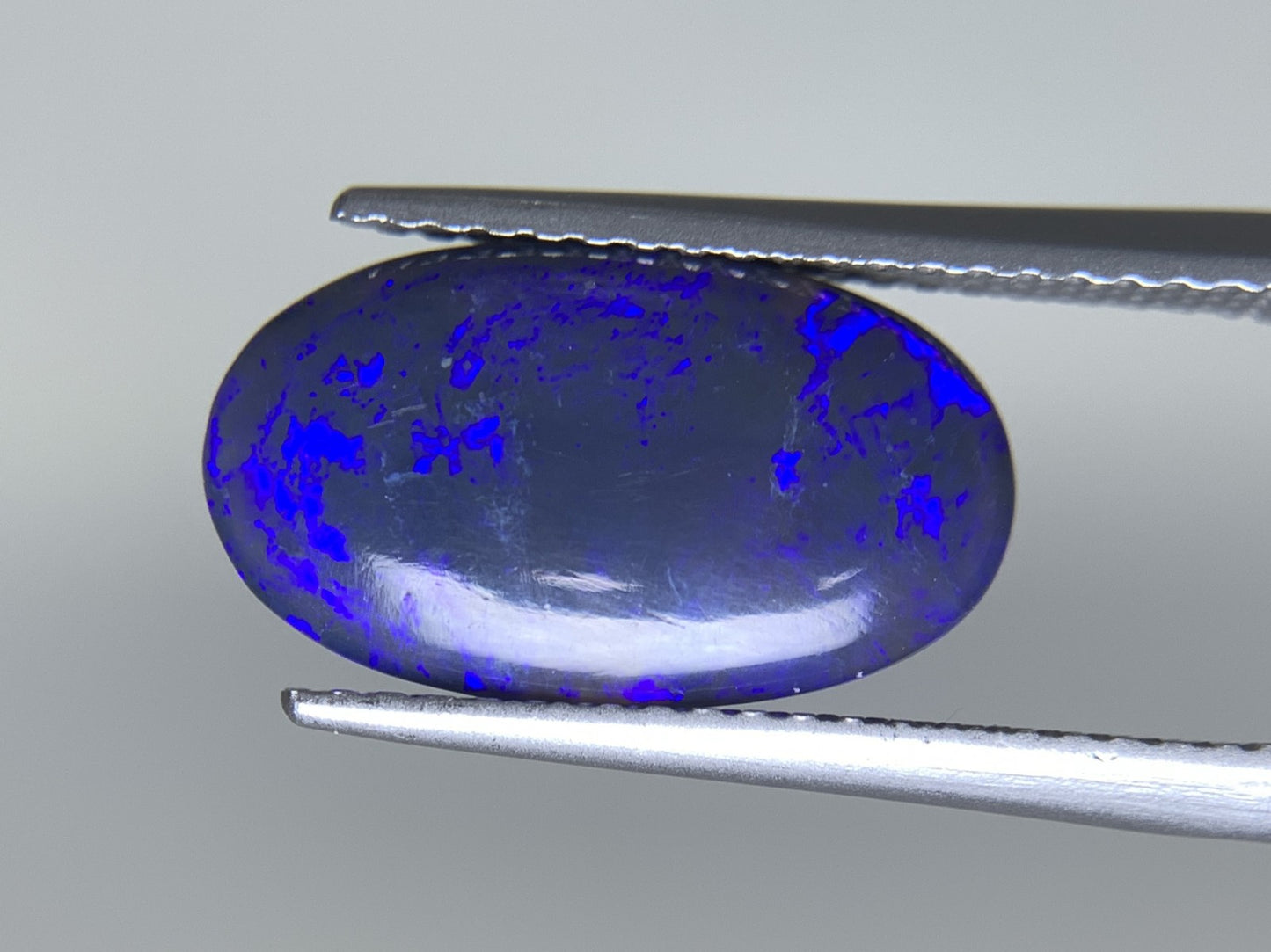 ブラックオパール 2.680ct 中央宝石ソーティング付き 14.5㎜×8.3㎜×3.3㎜ 天然 ルース（ 裸石 ） 4768Y
