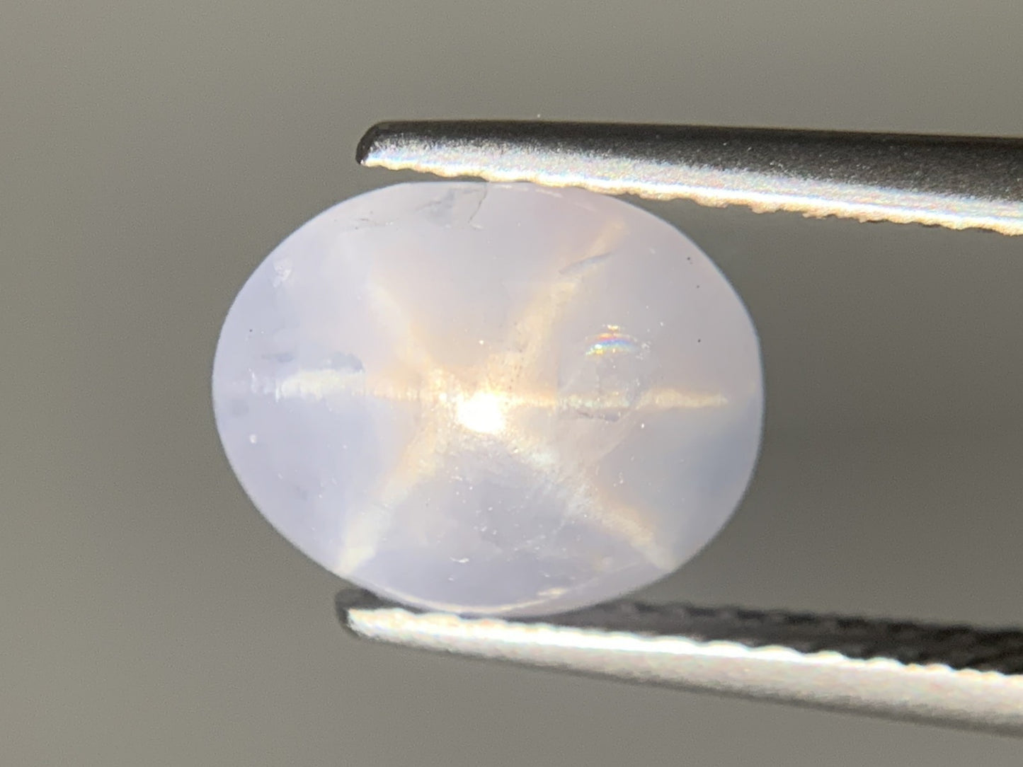 スターサファイア 天然 3.638ct 宝石ソーティング付き 8.9㎜×7.3㎜×5.4㎜ ルース（ 裸石 ） 7528Y