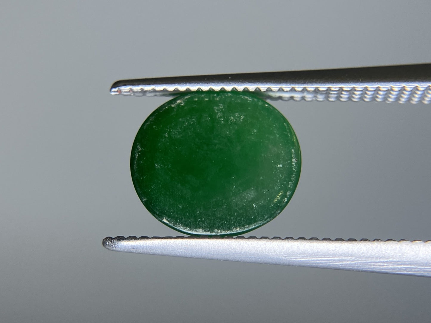 翡翠（ひすい） 1.828ct 宝石ソーティング付き 8.8㎜×8.0㎜×2.7㎜ ルース（ 裸石 ） 4005S