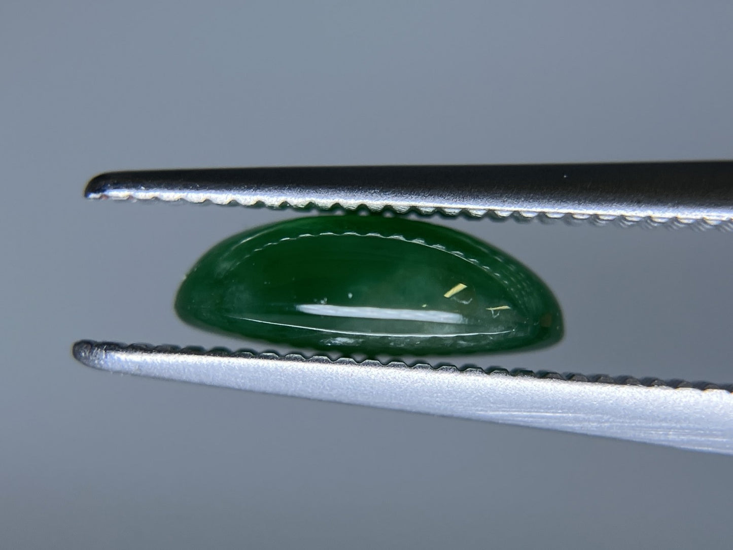 翡翠 2.243ct 宝石ソーティング付き 9.5㎜×7.5㎜×3.3㎜ ルース（ 裸石 ） 4008S