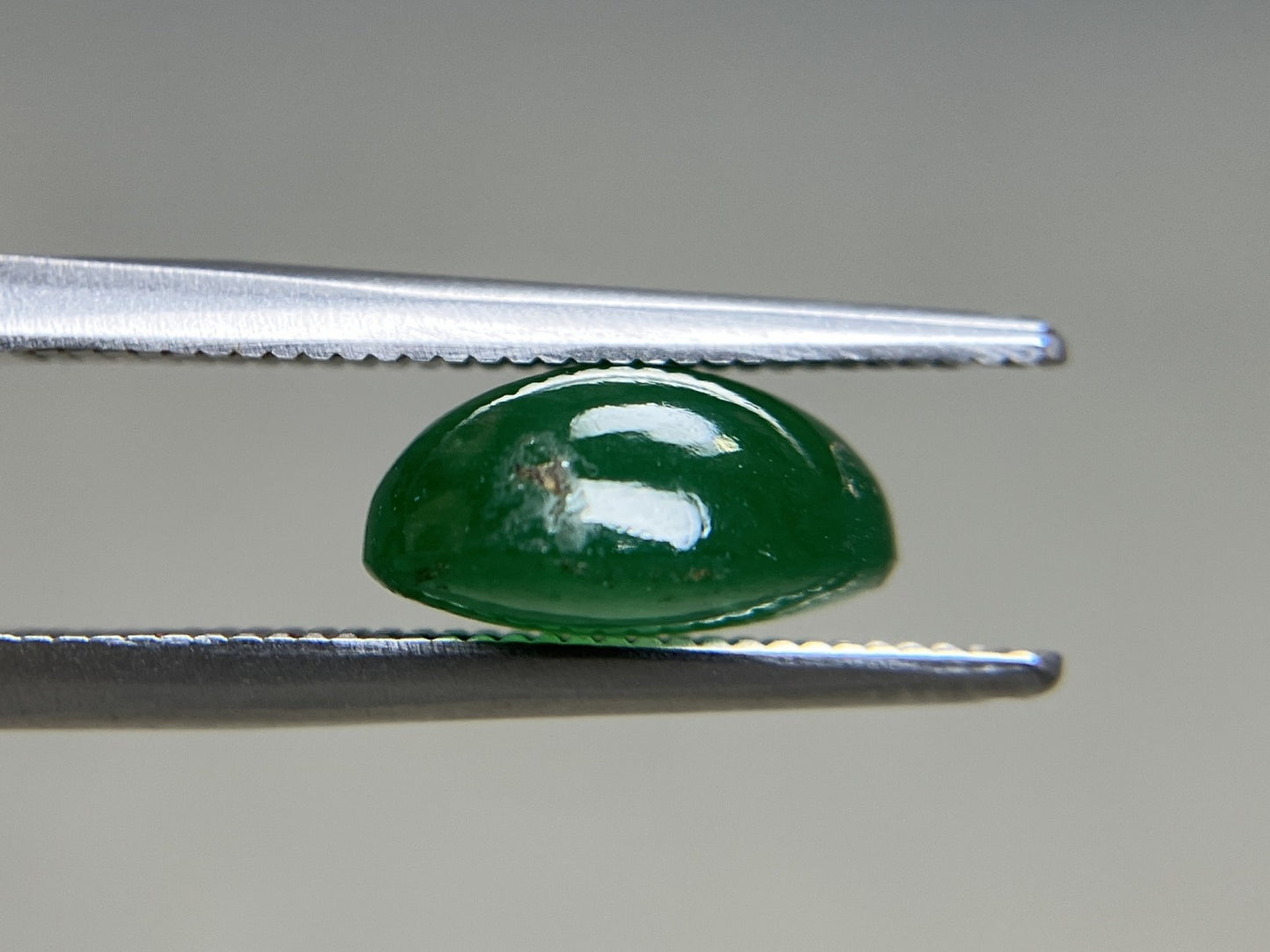 ひすい（ヒスイ 翡翠） 天然 3.497ct 宝石ソーティング付き 9.9㎜×7.7㎜×4.9㎜ ルース（ 裸石 ） 6549YY