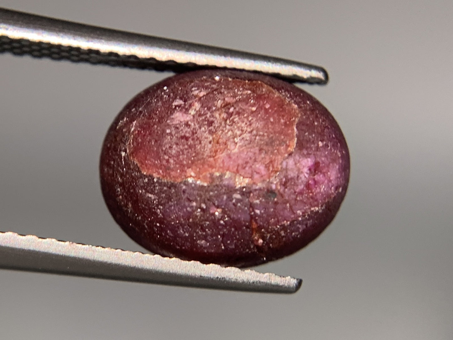 スタールビー 7.925ct 宝石ソーティング付き  11.0㎜×8.8㎜×8.2㎜  ルース（ 裸石 ） 3549Y