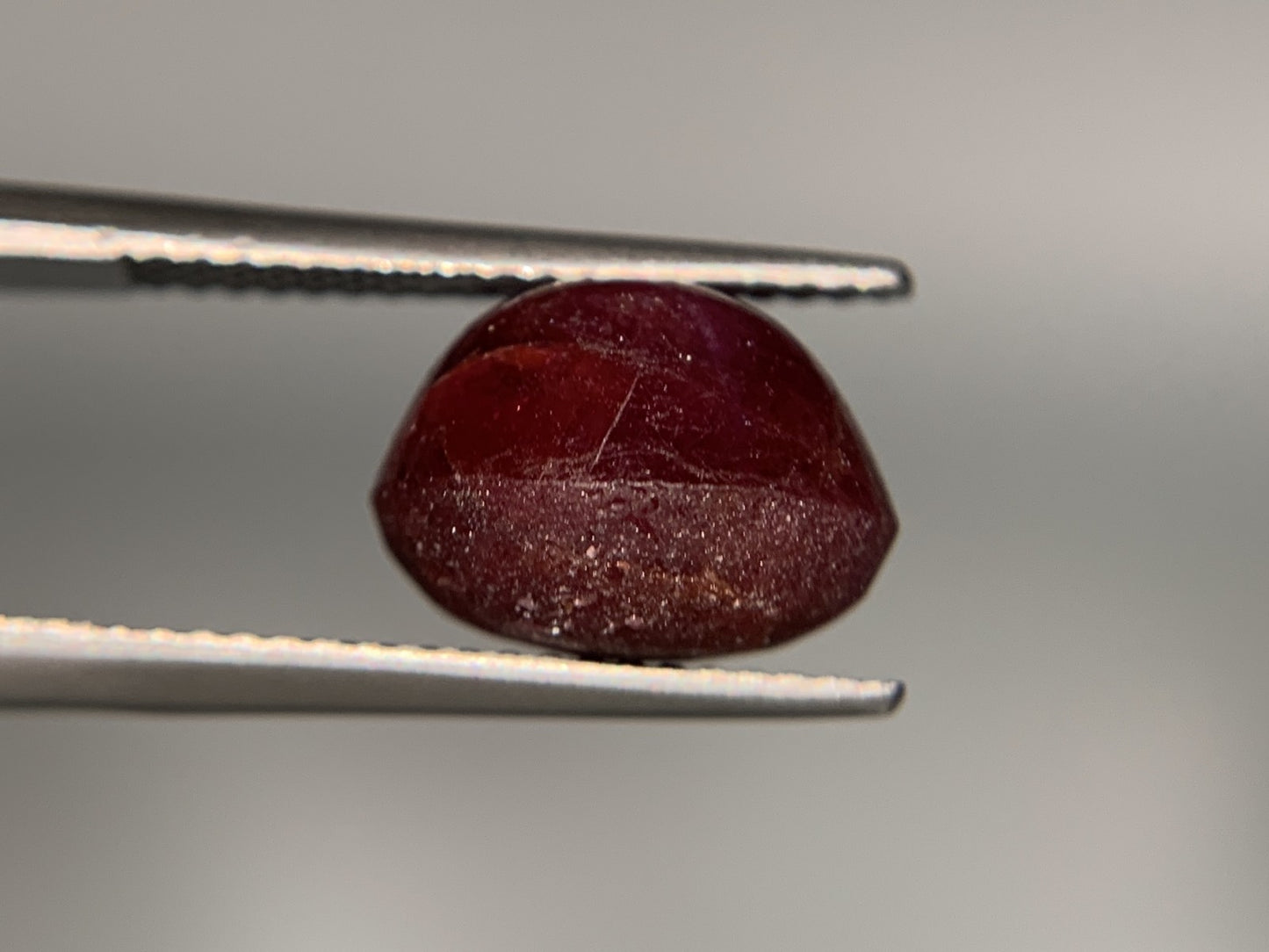 スタールビー 7.925ct 宝石ソーティング付き  11.0㎜×8.8㎜×8.2㎜  ルース（ 裸石 ） 3549Y