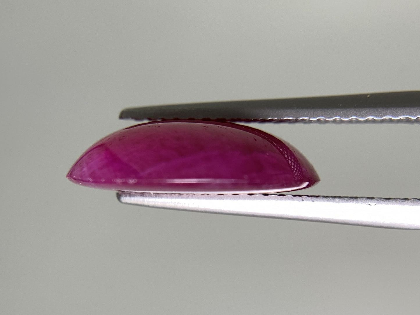 ルビー 天然 7.320ct 中央宝石ソーティング付き 14.3㎜×12.0㎜×4.1㎜ ルース（ 裸石 ） 6646Y