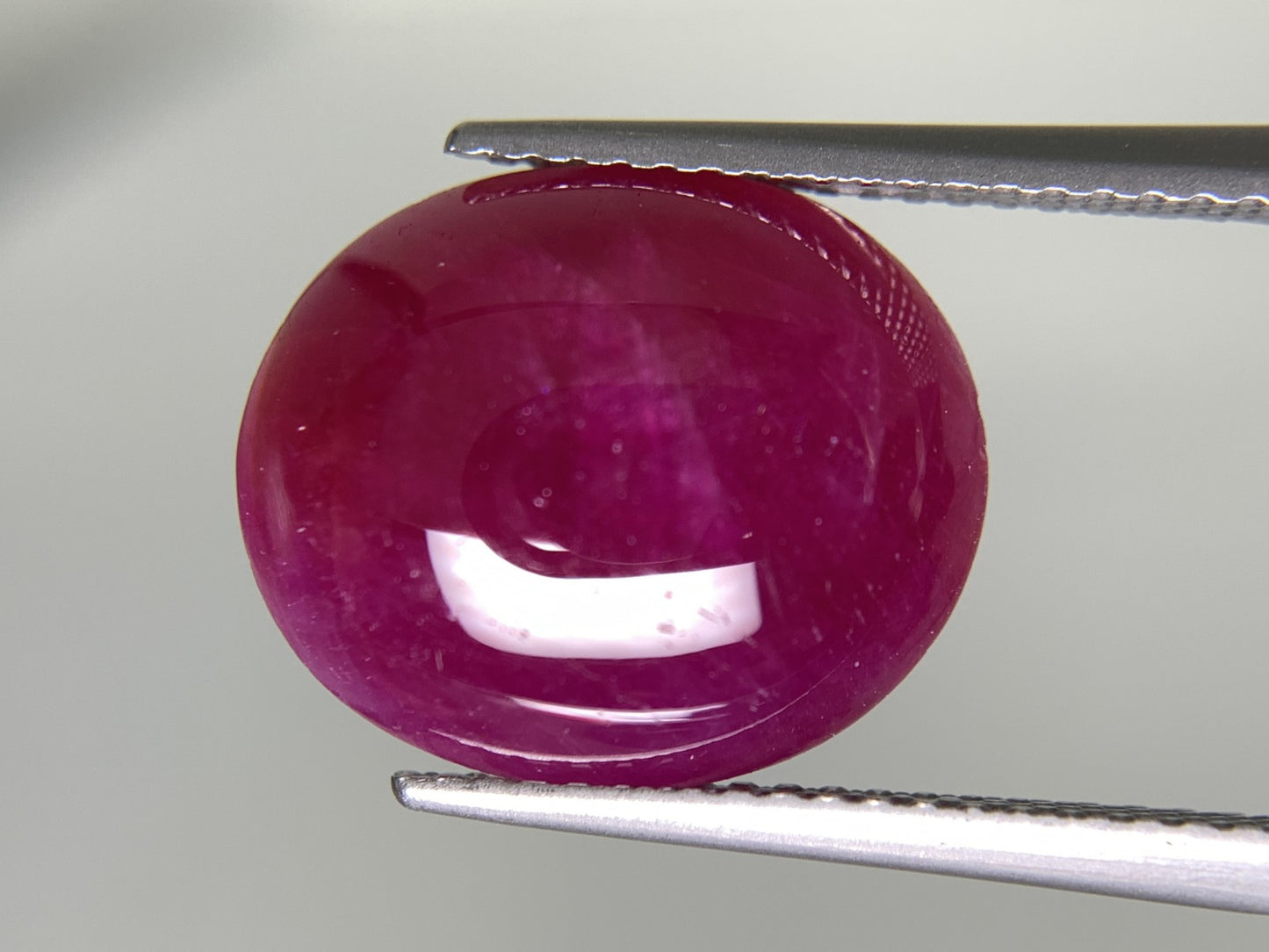 ルビー 天然 7.320ct 中央宝石ソーティング付き 14.3㎜×12.0㎜×4.1㎜ ルース（ 裸石 ） 6646Y