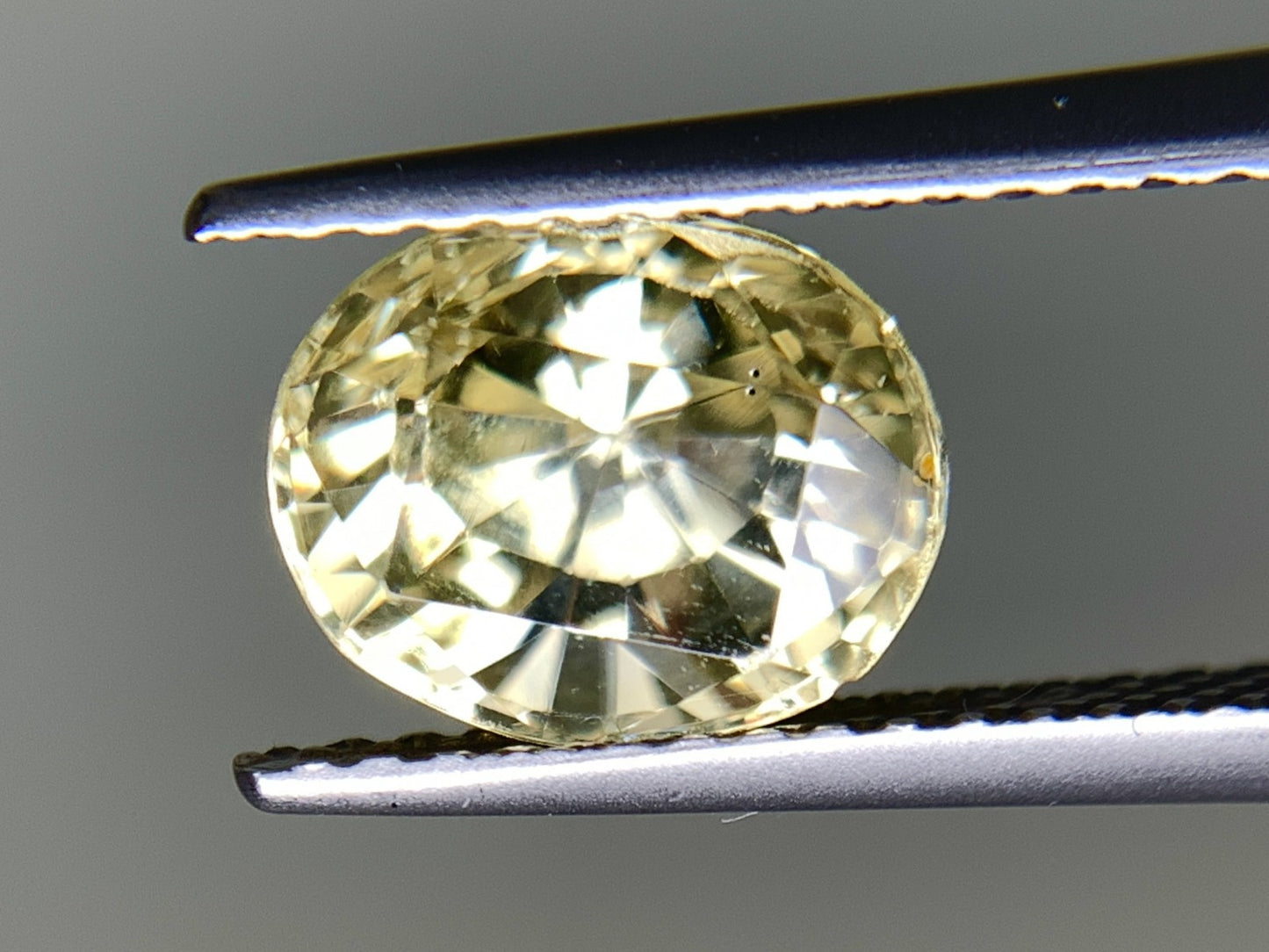 サファイア 2.75ct  GIA宝石鑑別書付き  No Heat Sri Lanka 8.38㎜×6.81㎜×5.69㎜   天然 ルース（ 裸石 ）   4882Y
