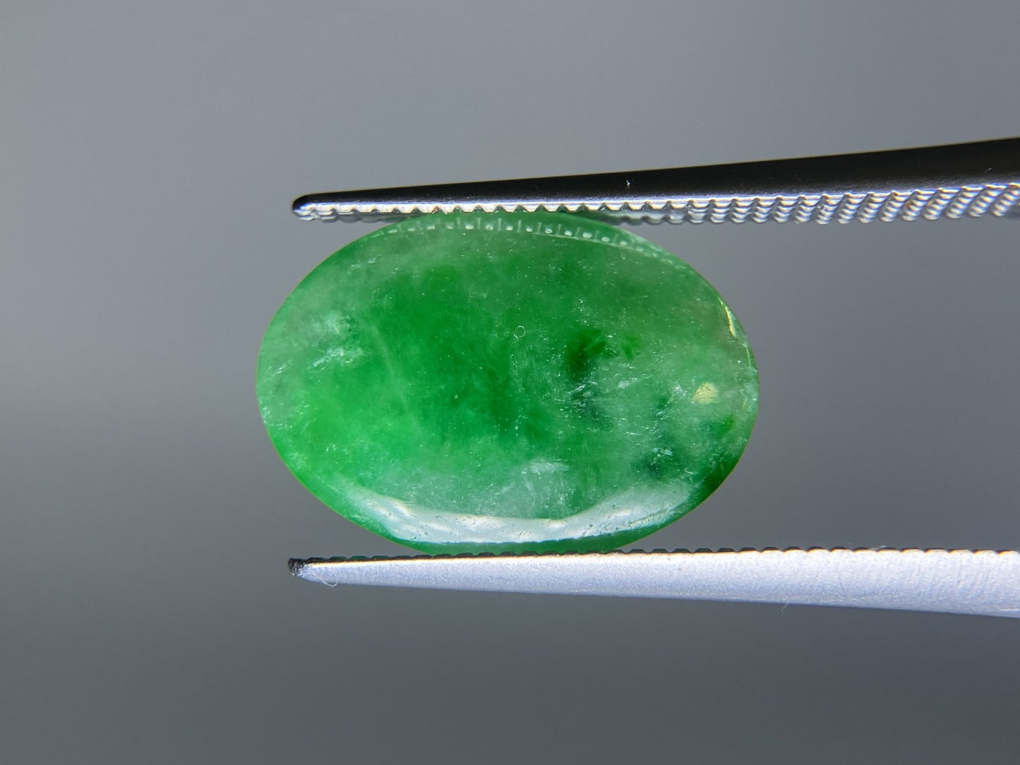 翡翠 4.194ct 宝石ソーティング付き 14.4㎜×10.5㎜×3.1㎜ ルース（ 裸石 ） 4246S
