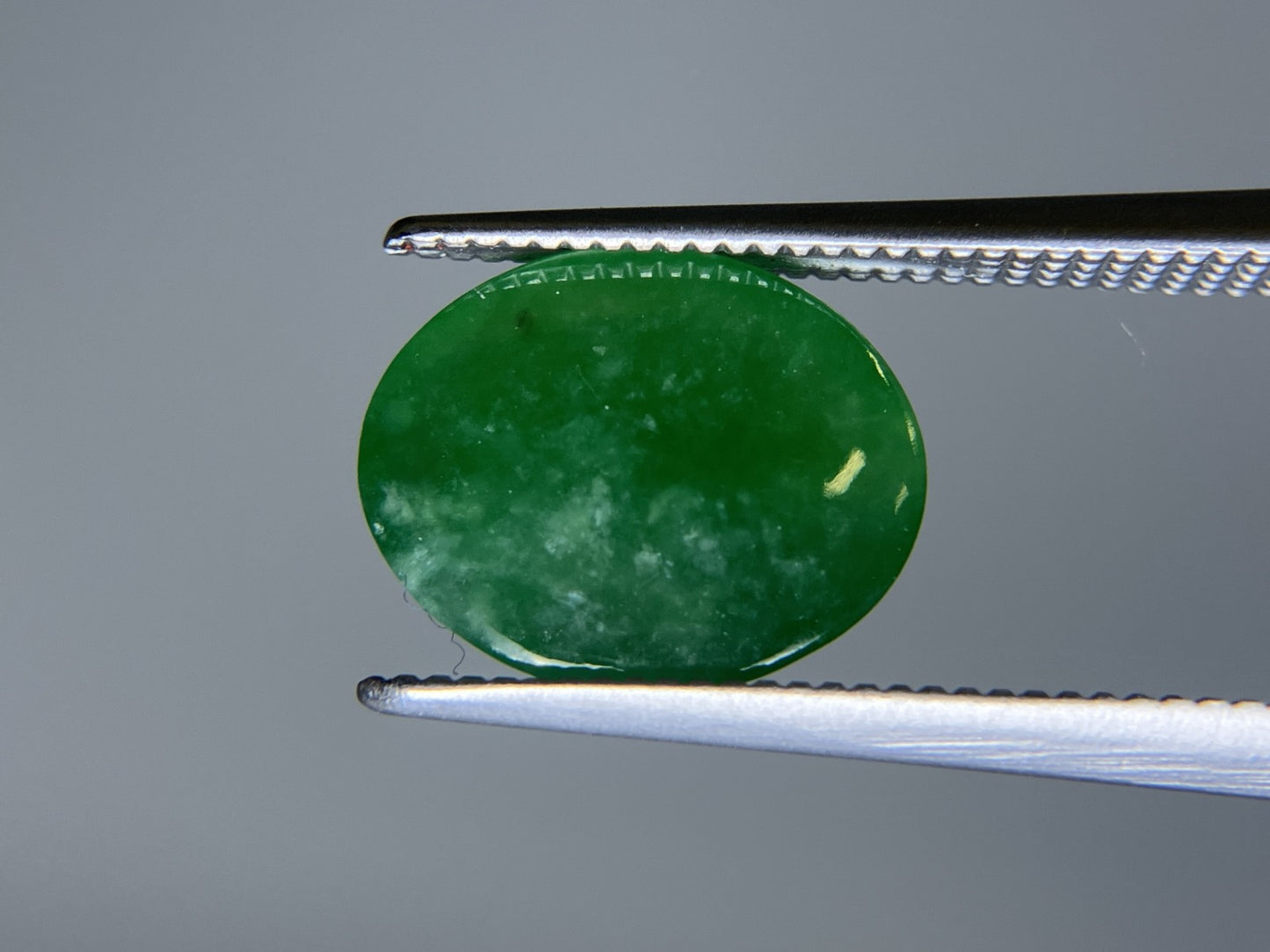 翡翠 2.684ct 宝石ソーティング付き 10.9㎜×8.7㎜×3.3㎜ ルース（ 裸石 ） 4244S