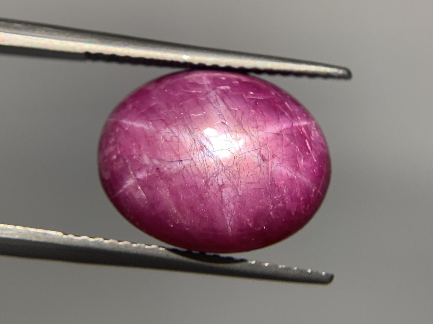 スタールビー 15.350ct 宝石ソーティング付き 14.7㎜×11.8㎜×7.4㎜ ルース（ 裸石 ） 4188Y