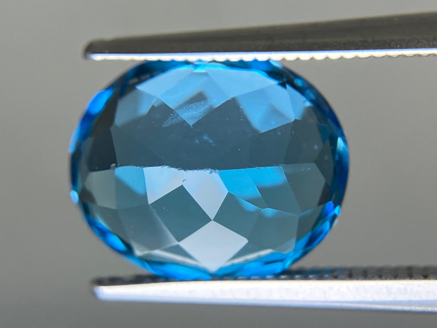 ブルートパーズ 天然 6.286ct 宝石ソーティング付き 12.1㎜×9.9㎜×6.3㎜ ルース（ 裸石 ） 6669YY