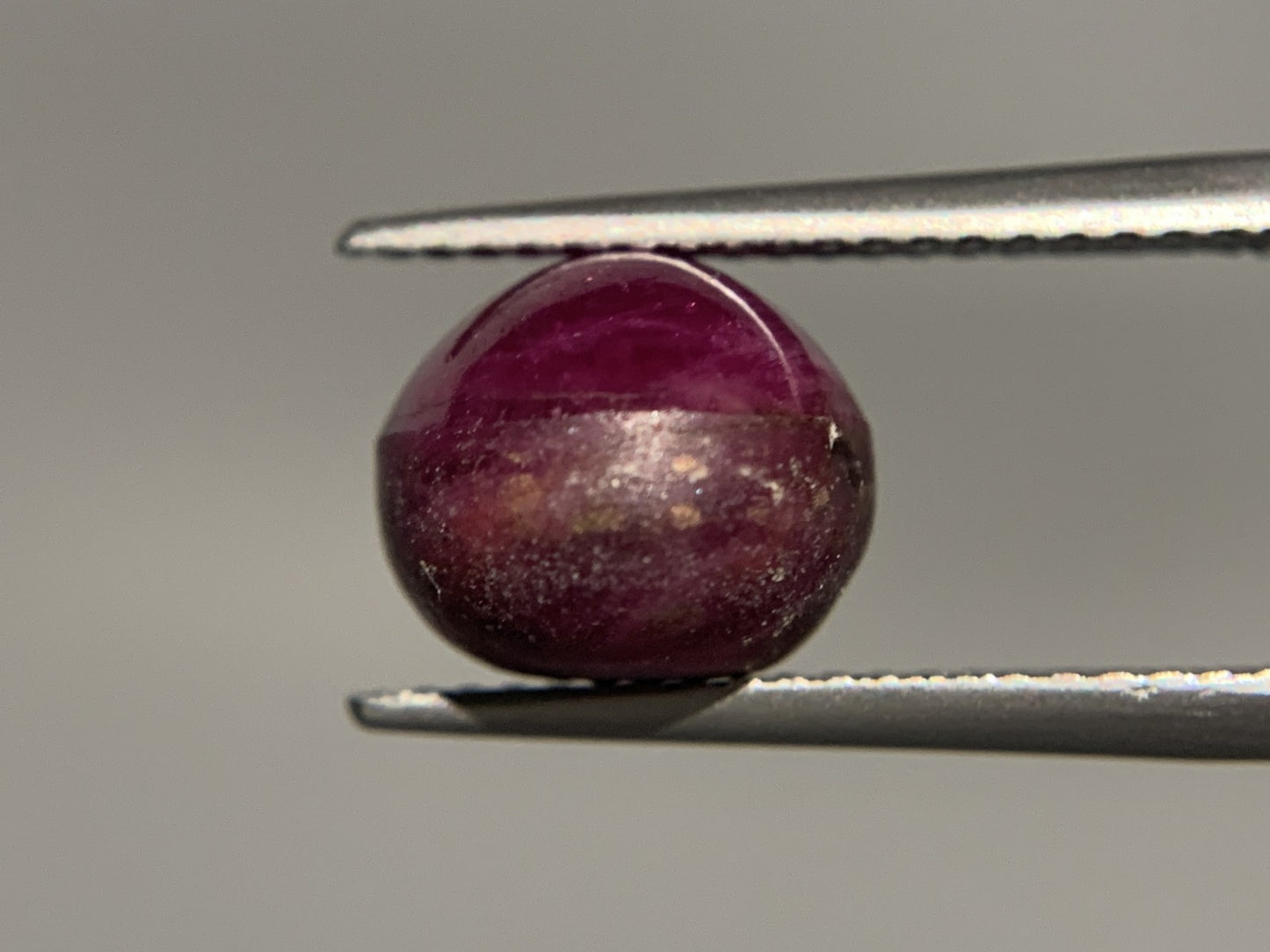 スタールビー 8.481ct  宝石ソーティング付き  10.5㎜×9.2㎜×7.9㎜  ルース（ 裸石 ） 4145Y