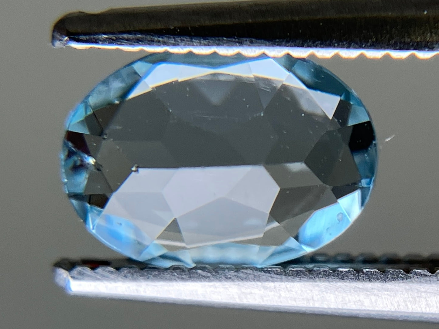 アクアマリン 天然 1.015ct 宝石ソーティング付き 7.9㎜×5.8㎜×3.4㎜ ルース（ 裸石 ） 6667YY