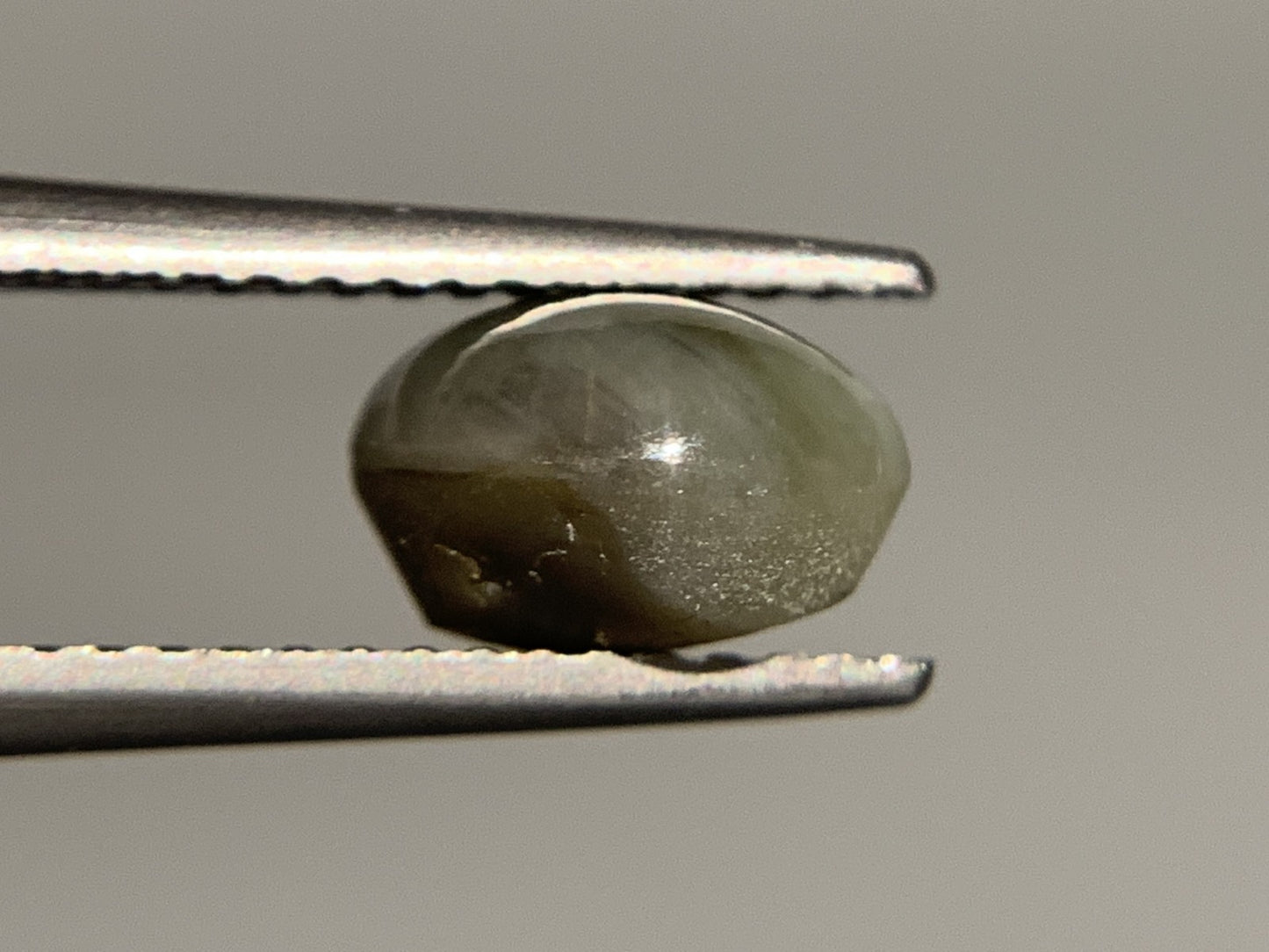 クリソベリルキャッツアイ 2.676ct 宝石ソーティング付き 7.9㎜×6.7㎜×5.1㎜ ルース（ 裸石 ） 4190Y