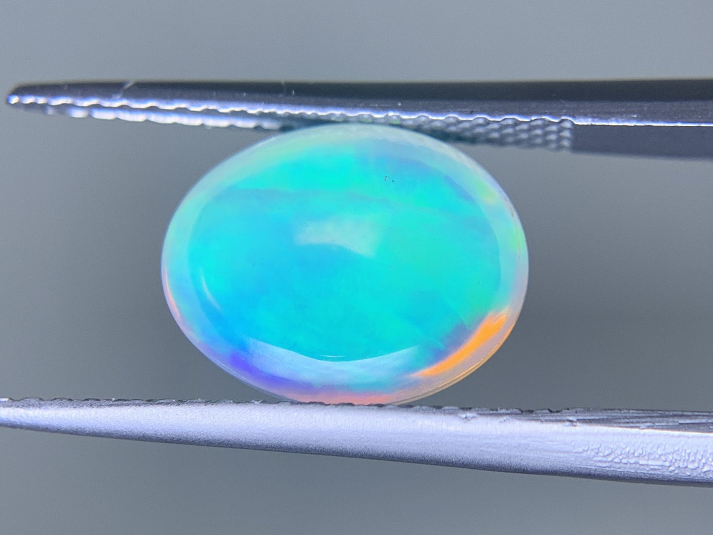 オパール 2.343ct  宝石ソーティング付き  10.8㎜×8.4㎜×5.6㎜  ルース（ 裸石 ） 4323Y
