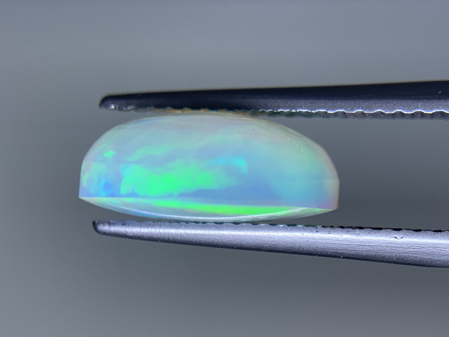 オパール 3.325ct  宝石ソーティング付き  12.0㎜×10.3㎜×5.2㎜  ルース（ 裸石 ） 4325Y
