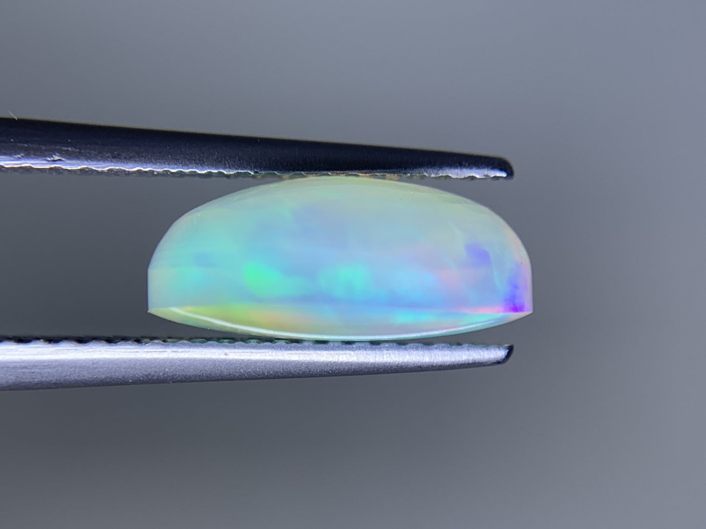 オパール 3.325ct  宝石ソーティング付き  12.0㎜×10.3㎜×5.2㎜  ルース（ 裸石 ） 4325Y