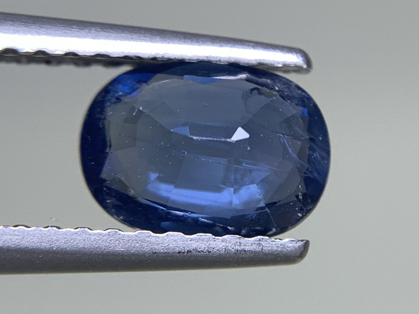 サファイア 天然  0.996ct  宝石ソーティング付き  7.1㎜×5.3㎜×2.8㎜ ルース（ 裸石 ）  5787Y