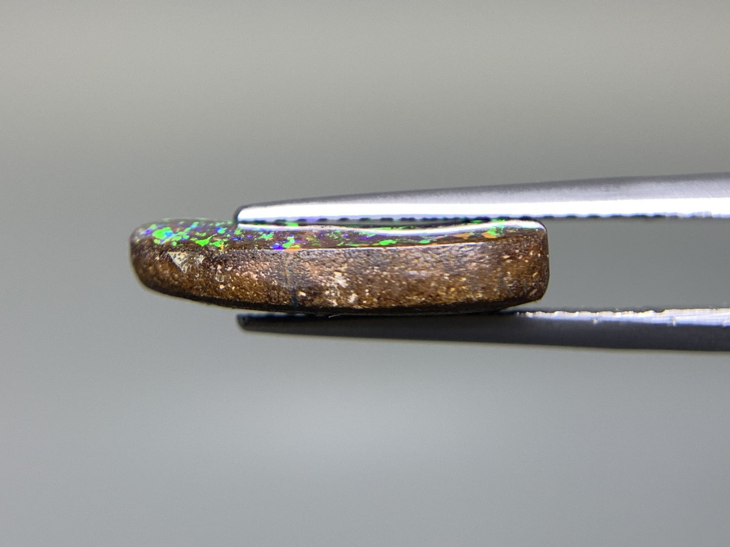 ボルダーオパール 5.119ct 宝石ソーティング付き  17.1㎜×9.9㎜×3.7㎜   ルース（ 裸石 ） 2362Y
