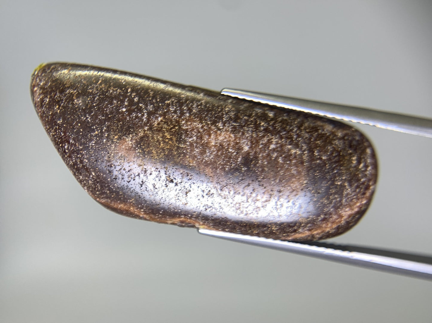 ボルダーオパール 27.439ct 宝石ソーティング付き  39.0㎜×15.8㎜×4.6㎜   ルース（ 裸石 ） 2386Y