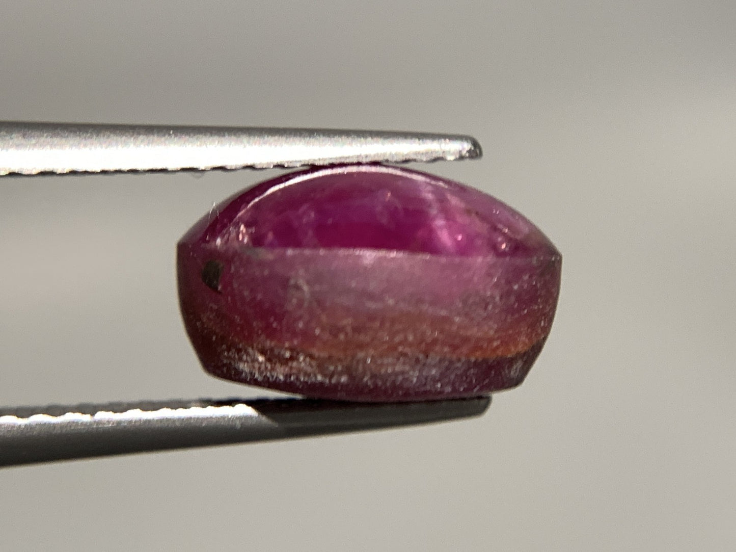 スタールビー 天然 8.082ct 宝石ソーティング付き 11.0㎜×9.4㎜×6.7㎜ ルース（ 裸石 ） 6751Y