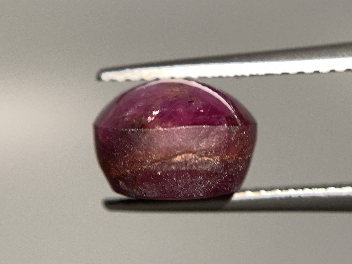 スタールビー 天然 8.082ct 宝石ソーティング付き 11.0㎜×9.4㎜×6.7㎜ ルース（ 裸石 ） 6751Y