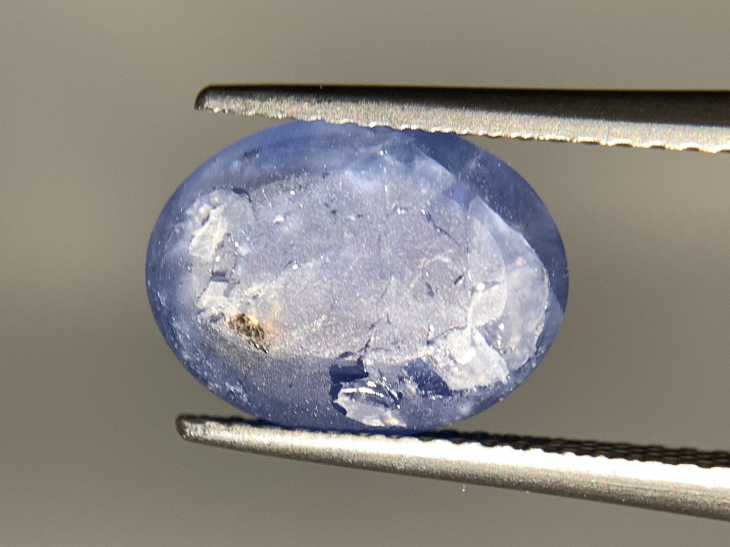 スターサファイア 天然 4.886ct 宝石ソーティング付き 11.5㎜×8.7㎜×4.5㎜ ルース（ 裸石 ） 6734Y