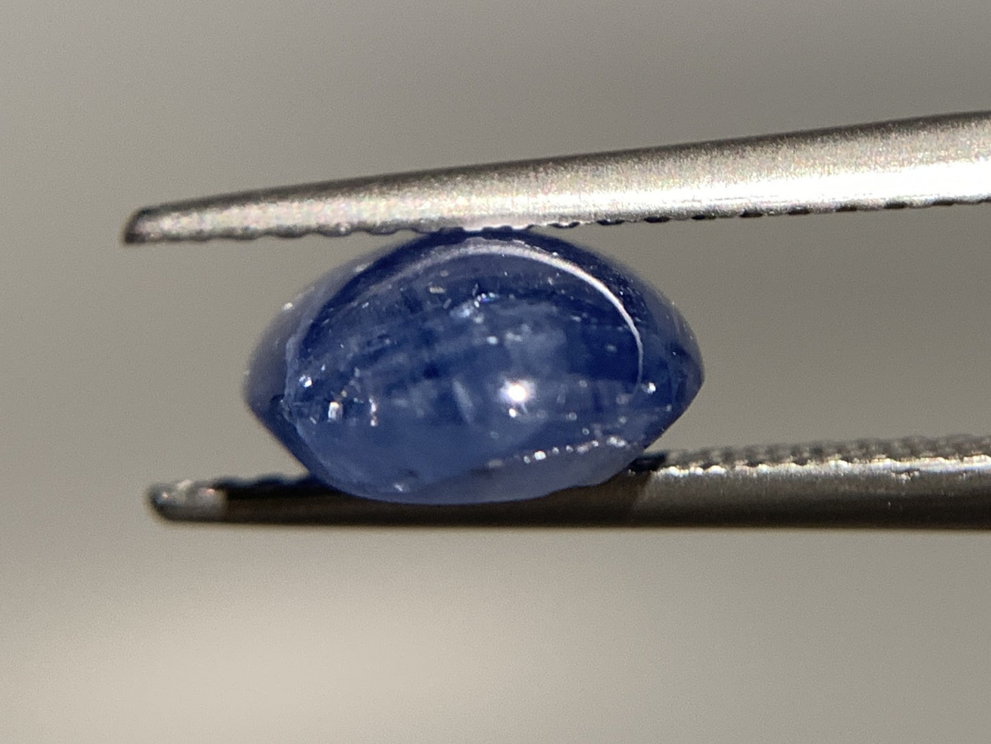 スターサファイア 天然 4.886ct 宝石ソーティング付き 11.5㎜×8.7㎜×4.5㎜ ルース（ 裸石 ） 6734Y