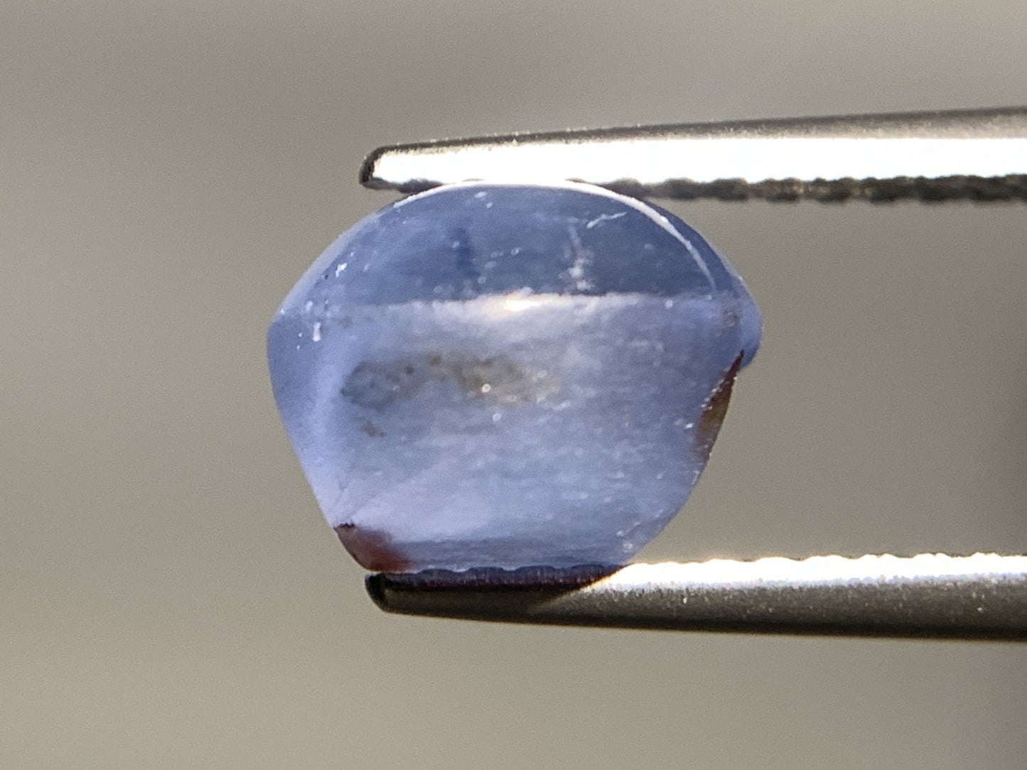 スターサファイア 天然  4.071ct  中央宝石ソーティング付き  8.2㎜×7.4㎜×6.3㎜  ルース（ 裸石 ） 5634Y