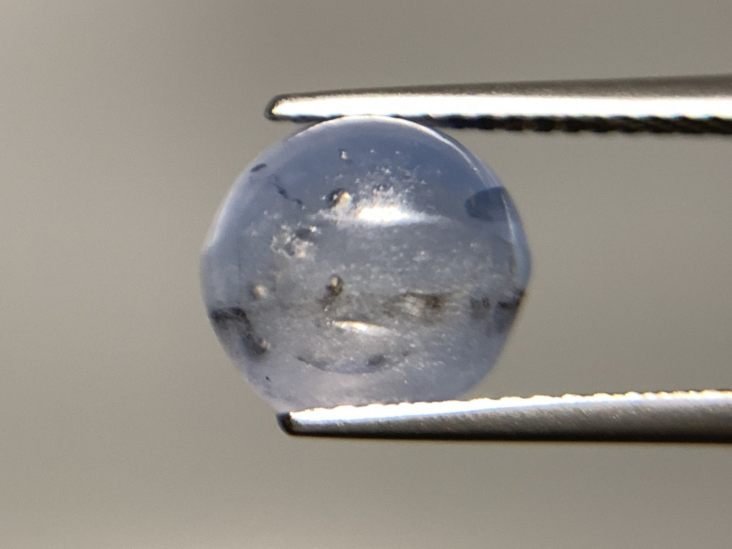 スターサファイア 天然 6.661ct 中央宝石ソーティング付き 9.5㎜×8.0㎜×8.3㎜ ルース（ 裸石 ） 6654Y