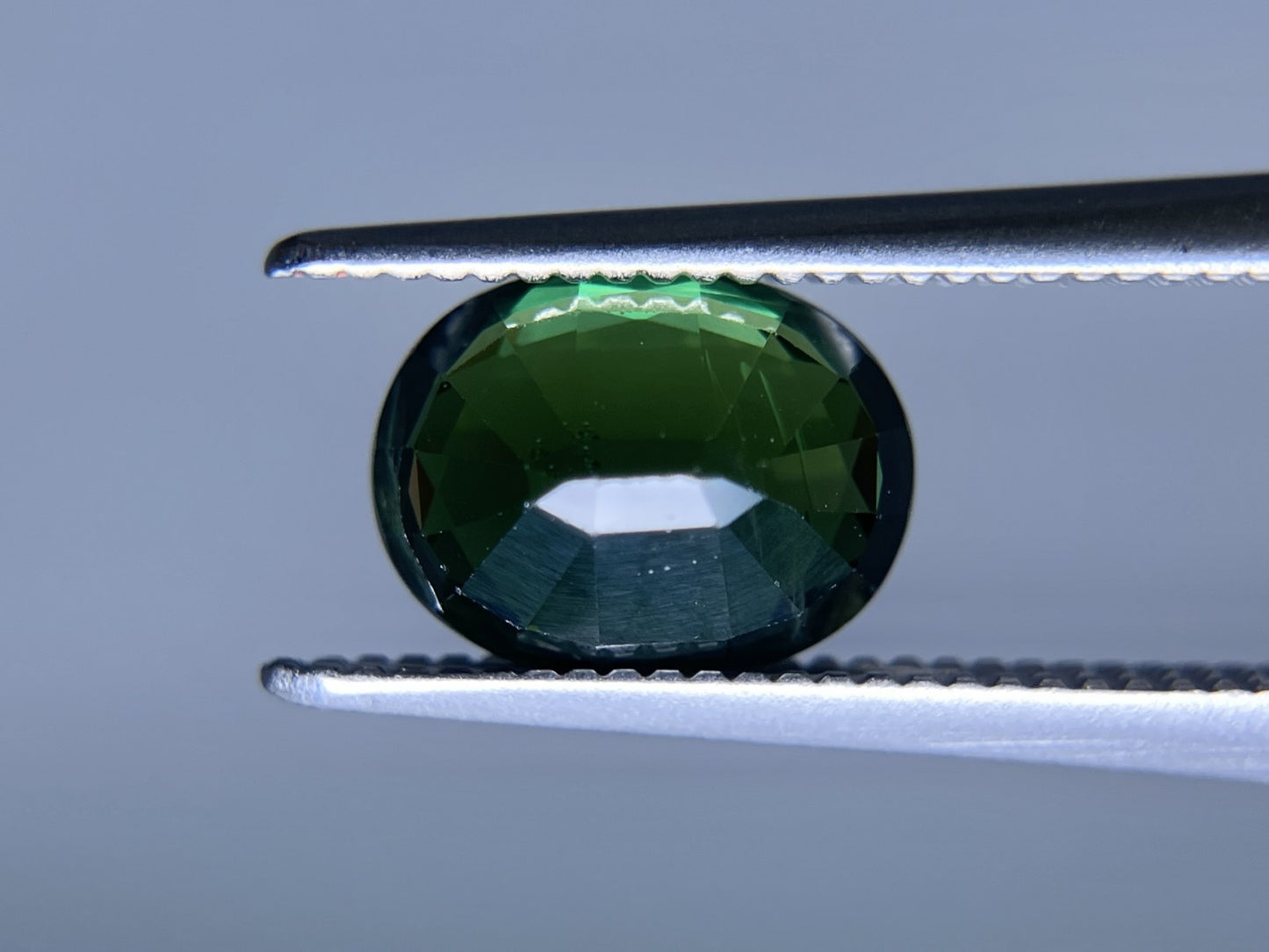 サファイア 1.916ct 宝石ソーティング付き 7.8㎜×6.1㎜×4.0㎜ ルース（ 裸石 ） 4029S