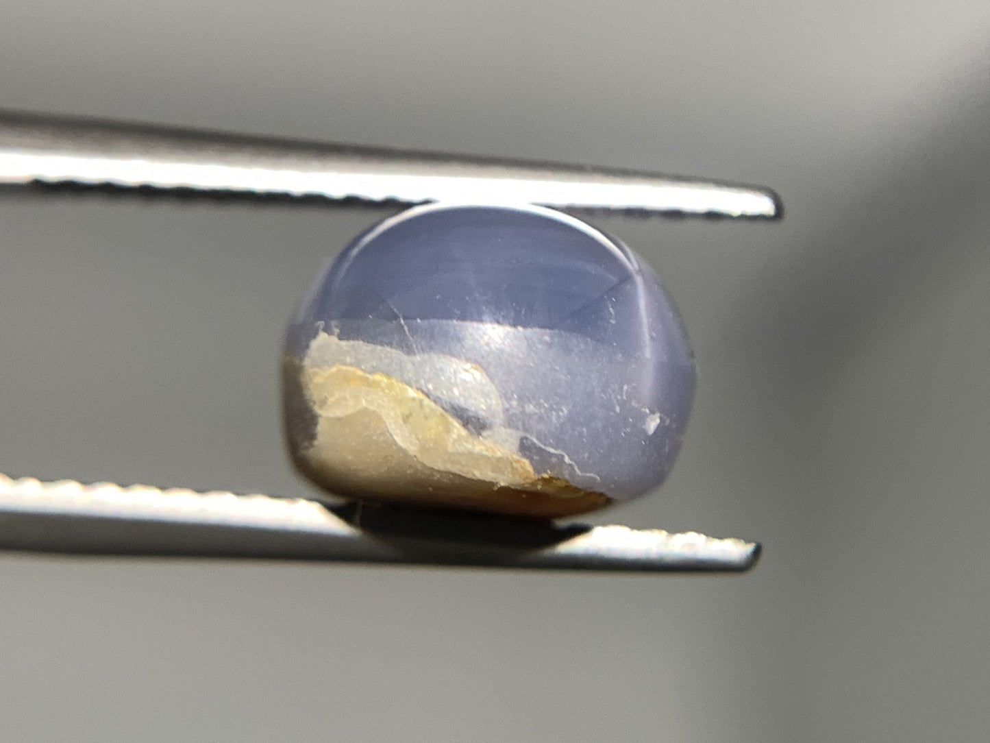スターサファイア 天然  8.897ct  中央宝石ソーティング付き  11.3㎜×9.3㎜×7.1㎜  ルース（ 裸石 ） 5755Y