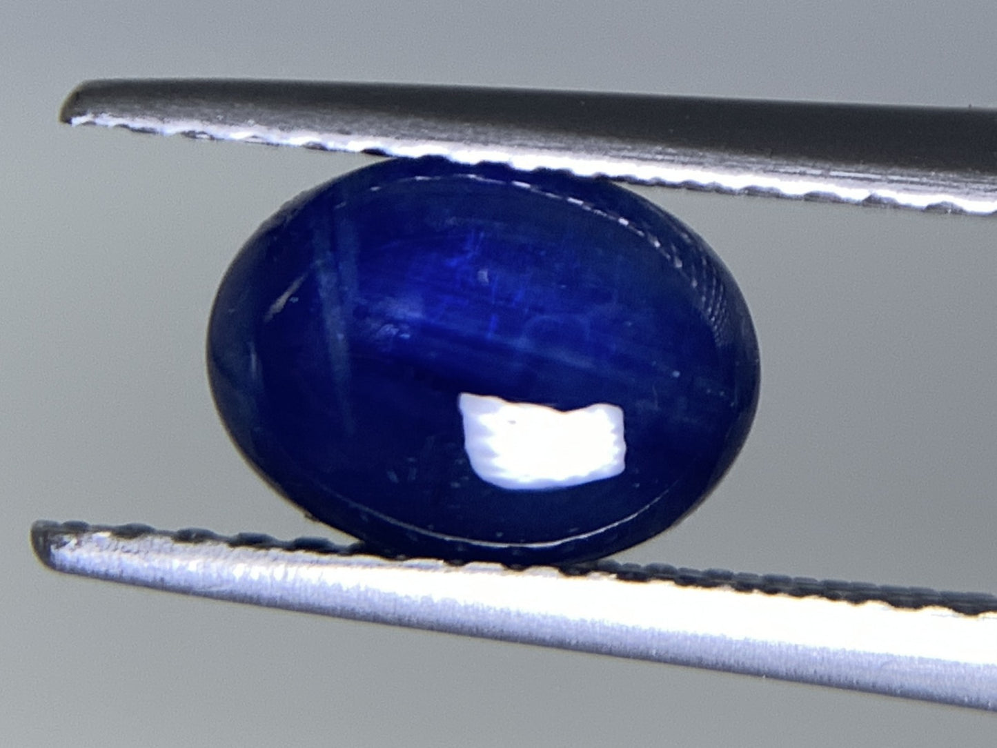 サファイア 1.780ct 宝石ソーティング付き  8.0㎜×5.9㎜×3.3㎜   ルース（ 裸石 ） 2359Y