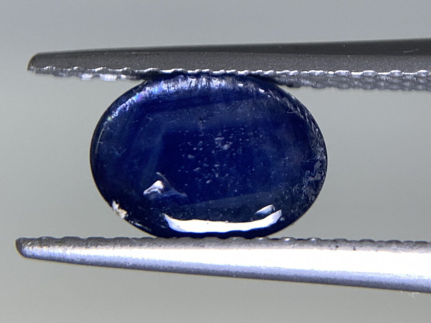 サファイア 1.780ct 宝石ソーティング付き  8.0㎜×5.9㎜×3.3㎜   ルース（ 裸石 ） 2359Y
