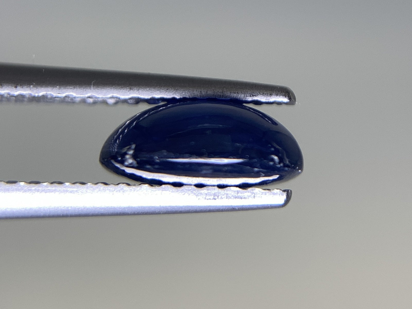 サファイア 1.780ct 宝石ソーティング付き  8.0㎜×5.9㎜×3.3㎜   ルース（ 裸石 ） 2359Y