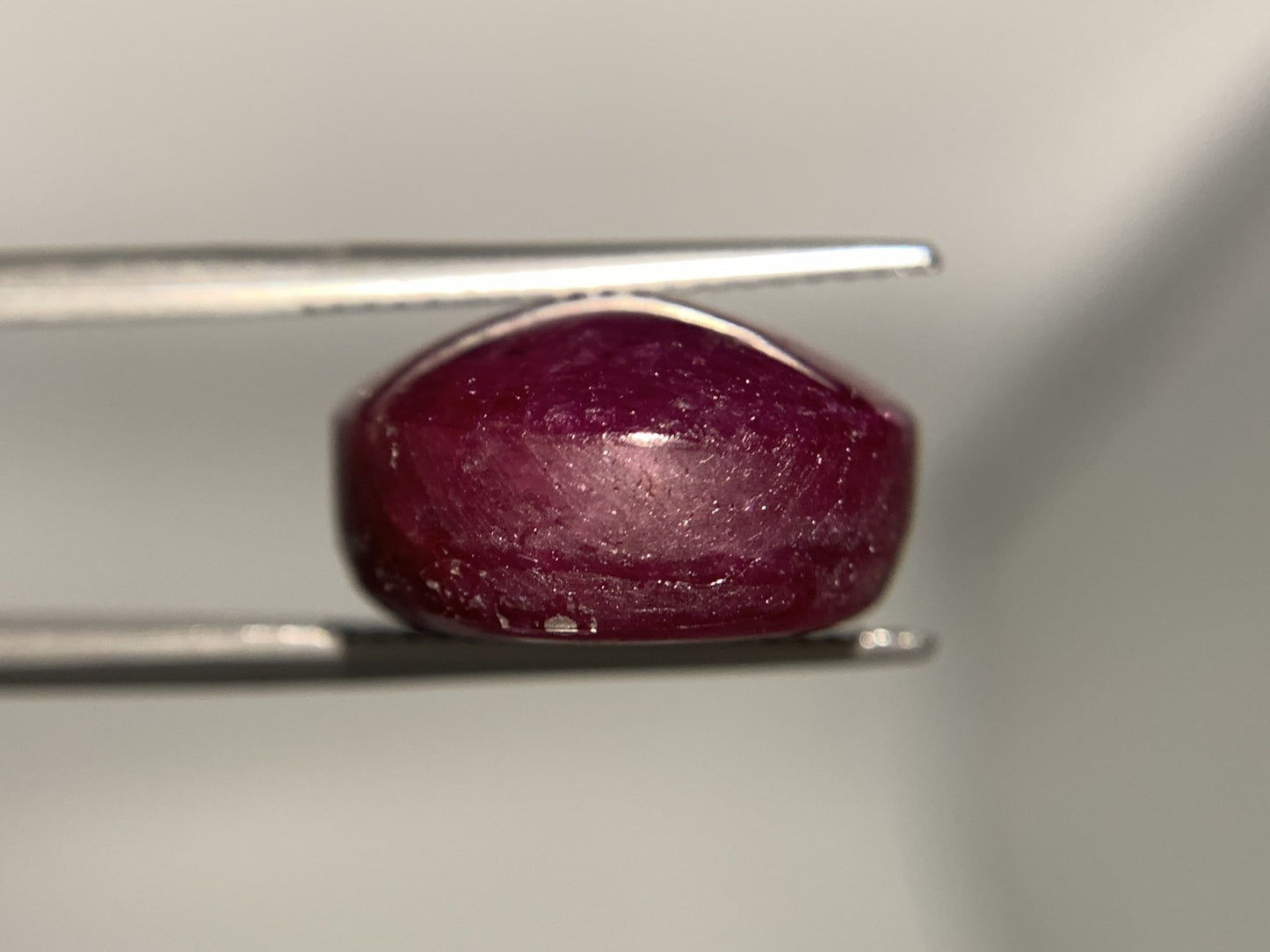 スタールビー 天然  33.411ct  宝石ソーティング付き  19.4㎜×15.8㎜×9.2㎜ ルース（ 裸石 ）  5697Y