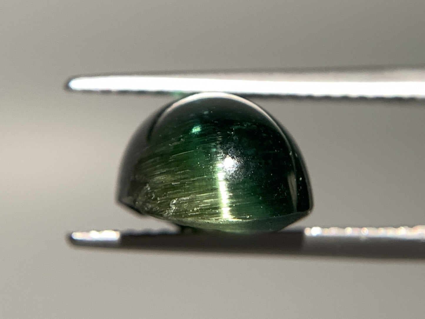 トルマリンキャッツアイ 天然 5.975ct 宝石ソーティング付き 12.1㎜×9.0㎜×6.5㎜ ルース（ 裸石 ） 6726Y