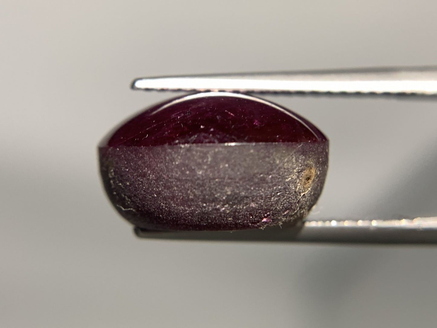 スタールビー 天然  14.763ct  宝石ソーティング付き  13.6㎜×11.6㎜×7.8㎜ ルース（ 裸石 ）  5698Y