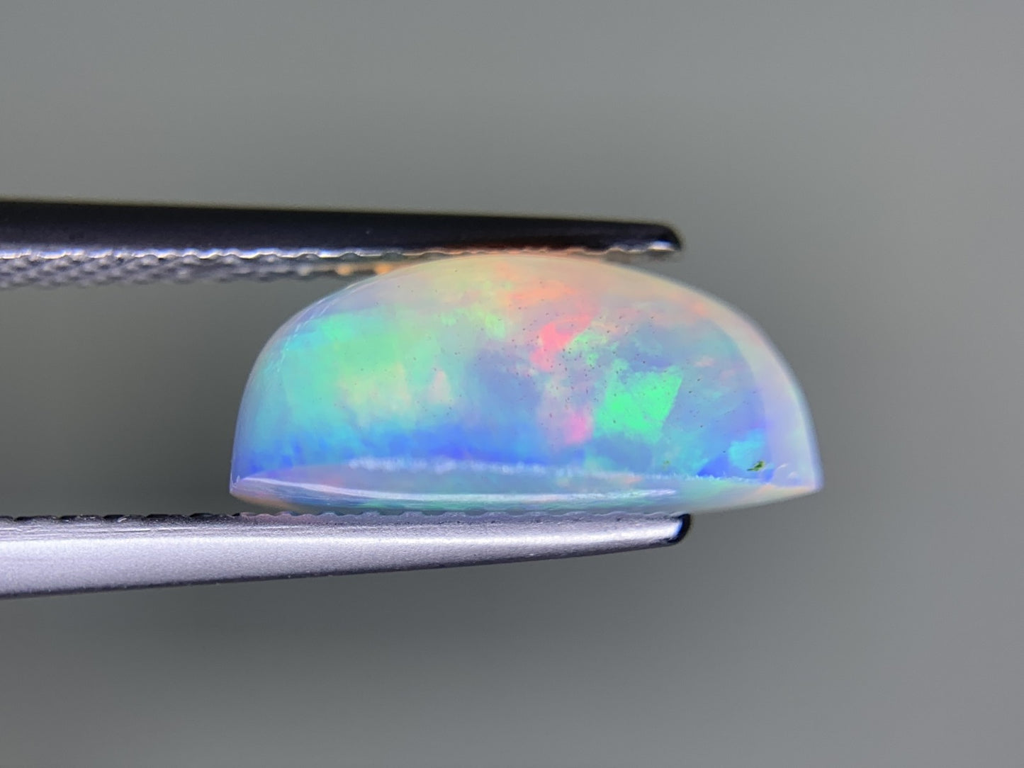 オパール 2.565ct  宝石ソーティング付き  12.1㎜×8.0㎜×5.4㎜  ルース（ 裸石 ） 4332Y