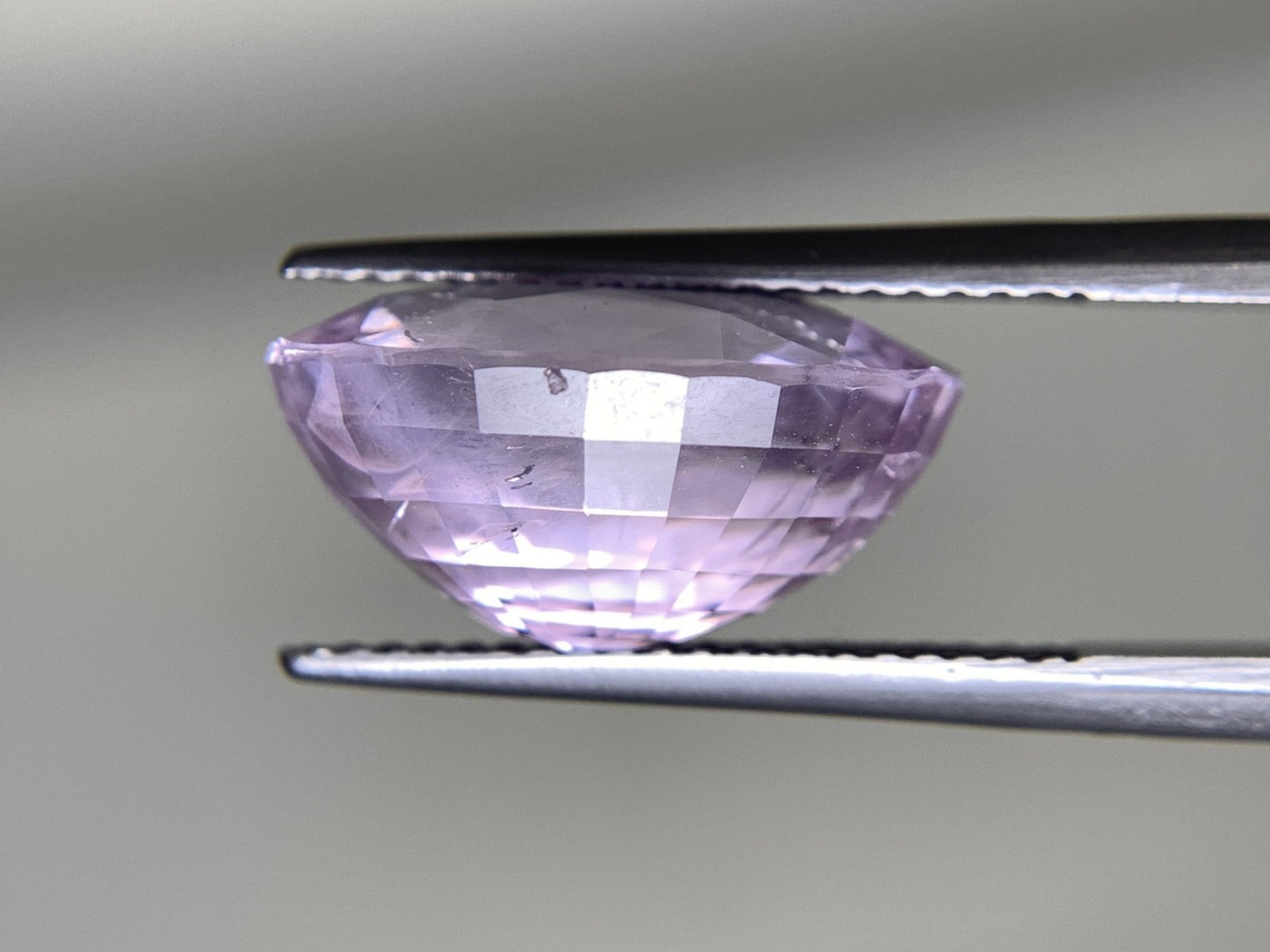 サファイア 12.14ct  GIA宝石鑑別書付き  No Heat Sri Lanka 14.91㎜×11.48㎜×7.84㎜   天然 ルース（ 裸石 ）   4920Y