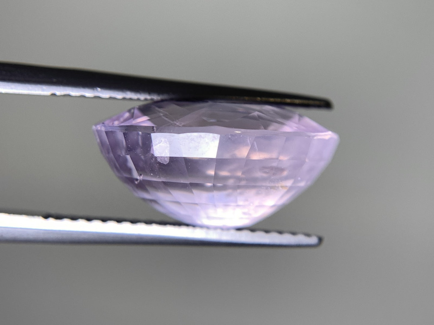 サファイア 12.14ct  GIA宝石鑑別書付き  No Heat Sri Lanka 14.91㎜×11.48㎜×7.84㎜   天然 ルース（ 裸石 ）   4920Y