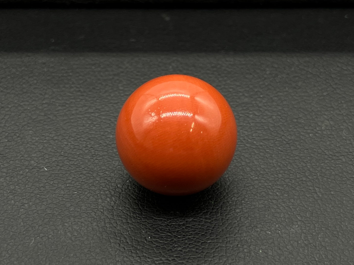 サンゴ　赤珊瑚 25.74ct 宝石鑑別書付き 15.4㎜ ルース（ 裸石 ） 4468S