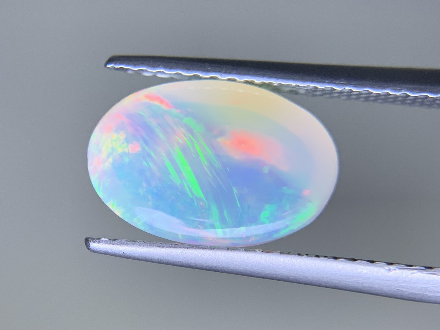 オパール 2.654ct  宝石ソーティング付き  11.9㎜×7.9㎜×5.5㎜  ルース（ 裸石 ） 4330Y